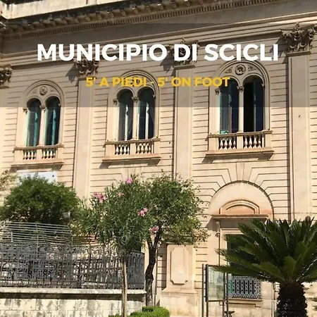 Casa 2 Passi Dal Barocco Tatil Evi *